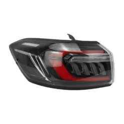 چراغ عقب چپ روی گلگیر خودرو تیگو 8 پرومکس