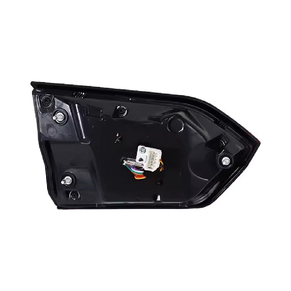 چراغ عقب چپ روی درب صندوق خودرو تیگو 8 پرومکس - Image 2