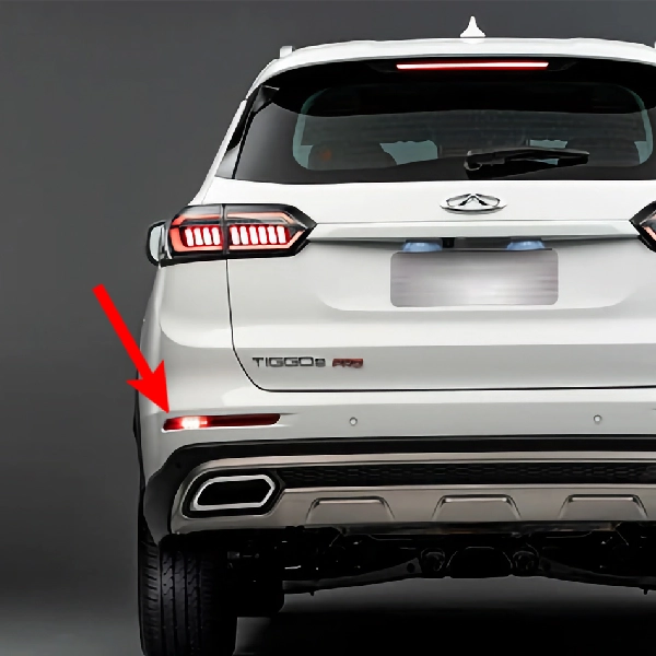 چراغ مه شکن سپر عقب چپ خودرو تیگو 8 پرو - Image 3