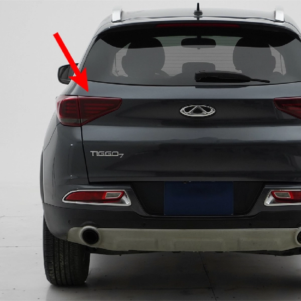 چراغ عقب چپ روی درب صندوق خودرو تیگو 7 - Image 3