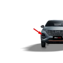 قاب مه شکن جلو راست خودرو ام وی ام X33 که با یک فلش قرمز مشخص شده.